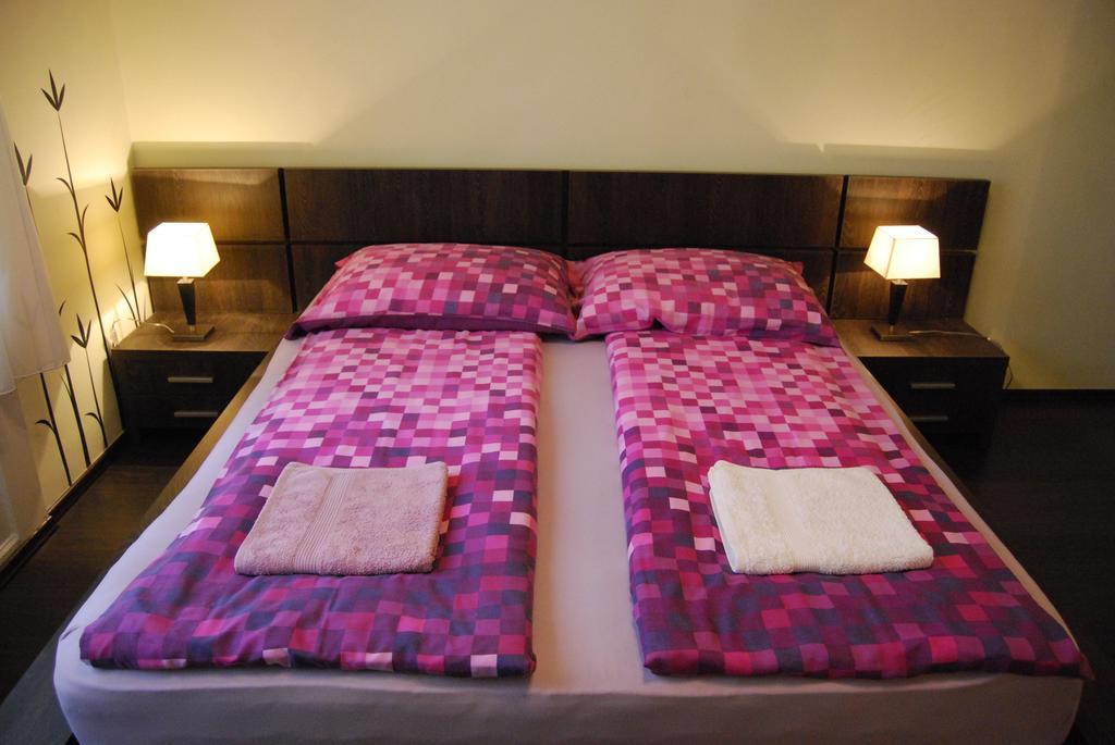 Boomerang Hostel بودابست الغرفة الصورة